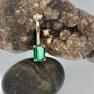 14 karat solid yellow gold Belly ring featuring 7x5 Green Emerald / Fancy Emerald shape Accented buy a 3 mm diamond top