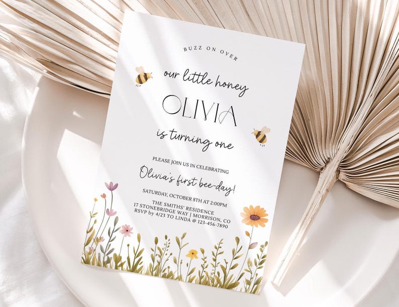 Bee First Birthday Invitation Our Little Honey First Birthday Invitation Bee Birthday Invite Cute Bee Birthday Invitation 1st Bee-Day Invite afbeelding 2
