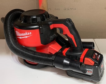 Milwaukee M18 Compact Vacuum - Hose Mount