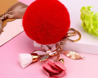 Portachiavi A Pompon In Finta Pelliccia Di Coniglio Con Nappe E Ciondolo Cuore Di Strass, 8 Cm