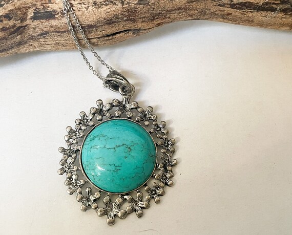 Vintage Boho Faux Turquoise Necklace - image 1