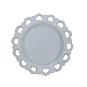Vintage ANCHOR HOCKING Old Colony Lace Edge White Milk Glass Plates 8” Set of 4
