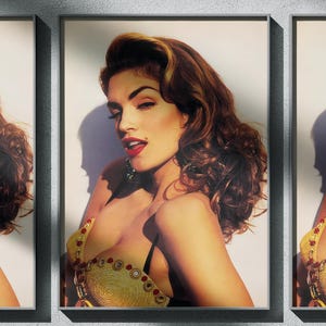 Cindy Crawford Poster, Magazine Cover, Chic Vintage Wall Art, Model Photoshoot, Celebrity Photo, Unique Home Decor, Fashion Rolled Posters