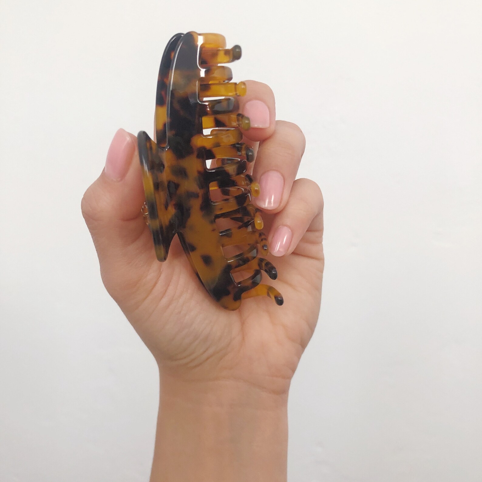 Classic Tortoise Shell Large Hair Claw Clip Perfect for Thick Etsy