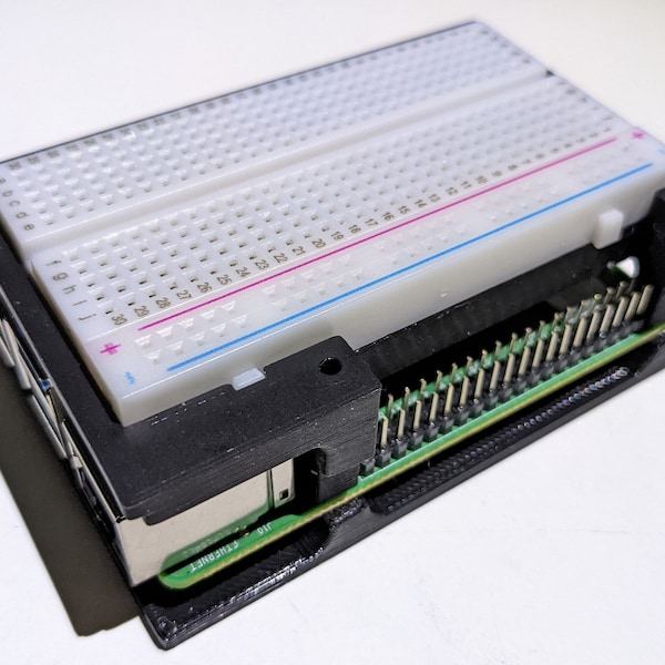 Raspberry Pi Case with breadboard mount