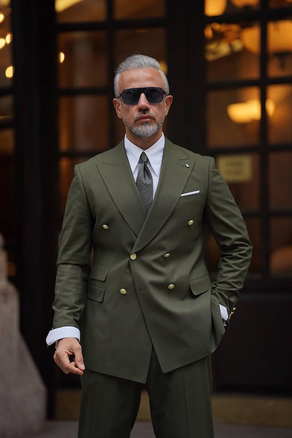 Men's Double Breasted Green 2 Piece Suit Perfect for Wedding