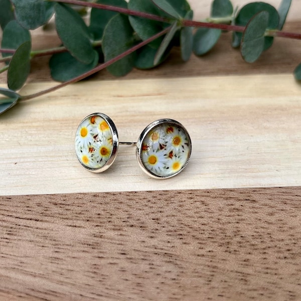 Blumen Blühten Ohrstecker Earings Floral Cabochon Glas mit Liebe handgefertigt wunderschön als Geschenk oder für einen selbst Blumenohrringe