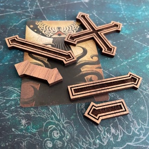 Tafelspellen "Arrow" locatieverbindingstokens gemaakt voor Arkham Horror LCG, gegraveerd in Walnoot of Esdoorn