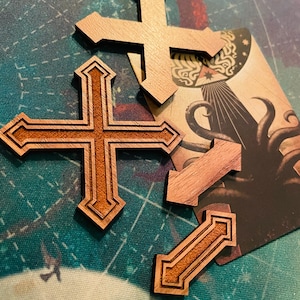 Tabletop Gaming "Arrow" Location Connection Token für Arkham Horror LCG, graviert in Nussbaum