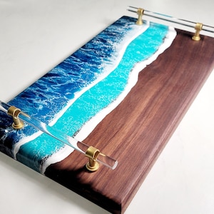 Tabla de embutidos epoxi de nogal con asas Ocean Wave / Tabla de quesos / Tabla para servir / Tabla Ocean Wave / Hecha a mano / Personalizada