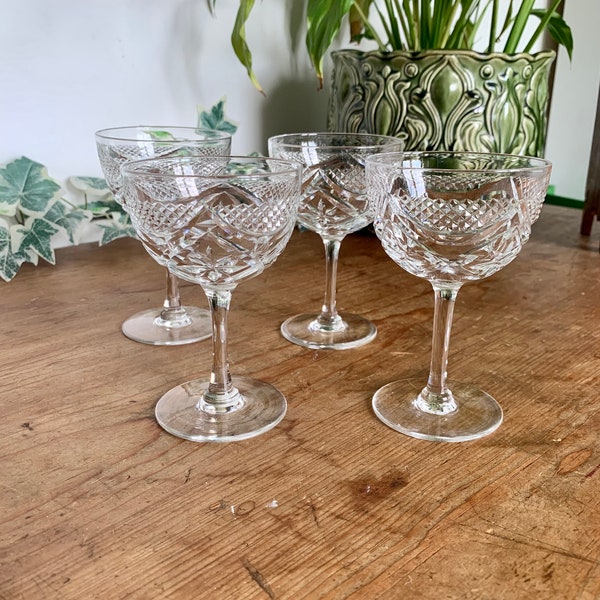 Vintage Set of 4 Clear Small Champagne Glasses | Vintage Port Glasses | Party Ware | Drinking Glasses