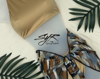 Badeanzug für Frauen. Bademode Bikini mit Sarong Strand wrap. Bikini-Set mit Sarong. BadeanzugHülle für Frauen. Freche oder volle Abdeckung