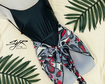 Badeanzug für Frauen. Bademode Bikini mit Sarong Strand wrap. Bikini-Set mit Sarong. BadeanzugHülle für Frauen. Freche oder volle Abdeckung