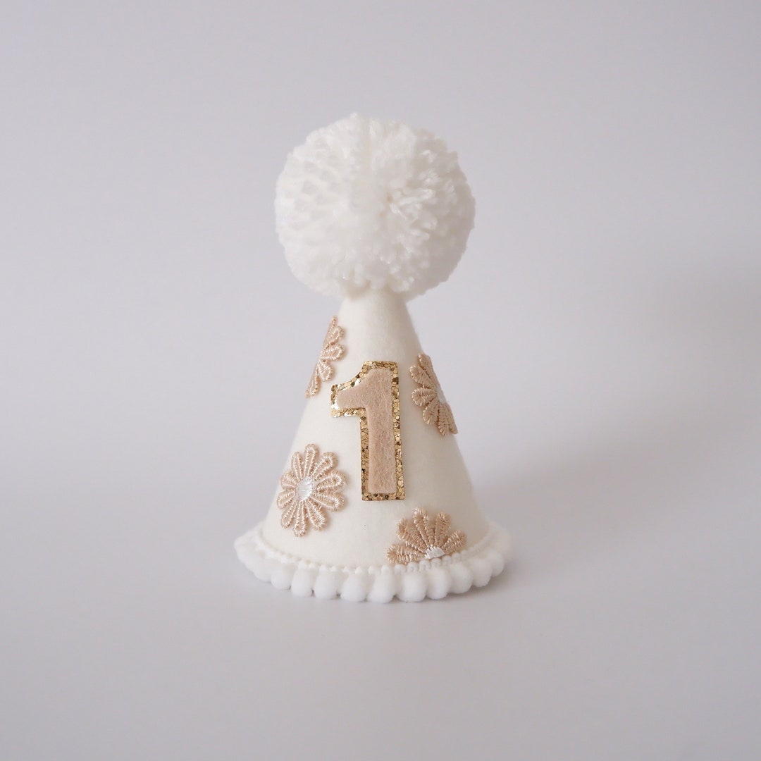 Daisy Hat White