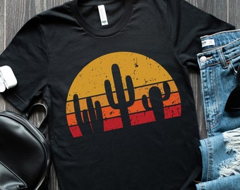 Retro Kaktus Shirt, Retro Kaktus Sonnenuntergang Shirt, Wüste Shirt, Geschenk für Kaktus Liebhaber, Vintage Sukkulenten Shirt, Retro Saguaro, Arizona T-Shirt