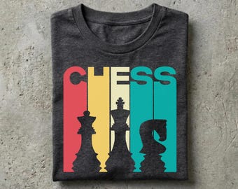 Jeu D'échecs Fond Blanc Pièces D'échecs Sur échiquier Bannière Vectorielle | Vecteur Premium