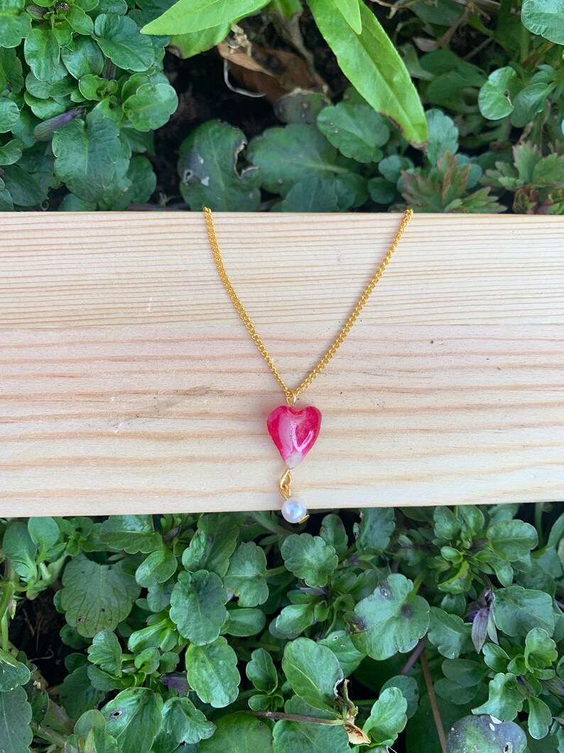 Real flowers Dainty pressed rose petal with pearl bead Necklace Heart Pearl