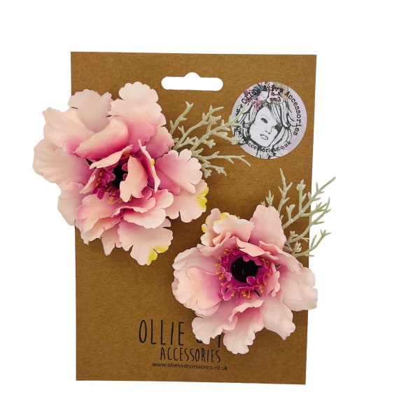 Pretty pink meadow flower hair clips x 2