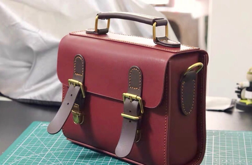 Leatherbag diy kit genuine leather Messenger bag craft kit Etsy