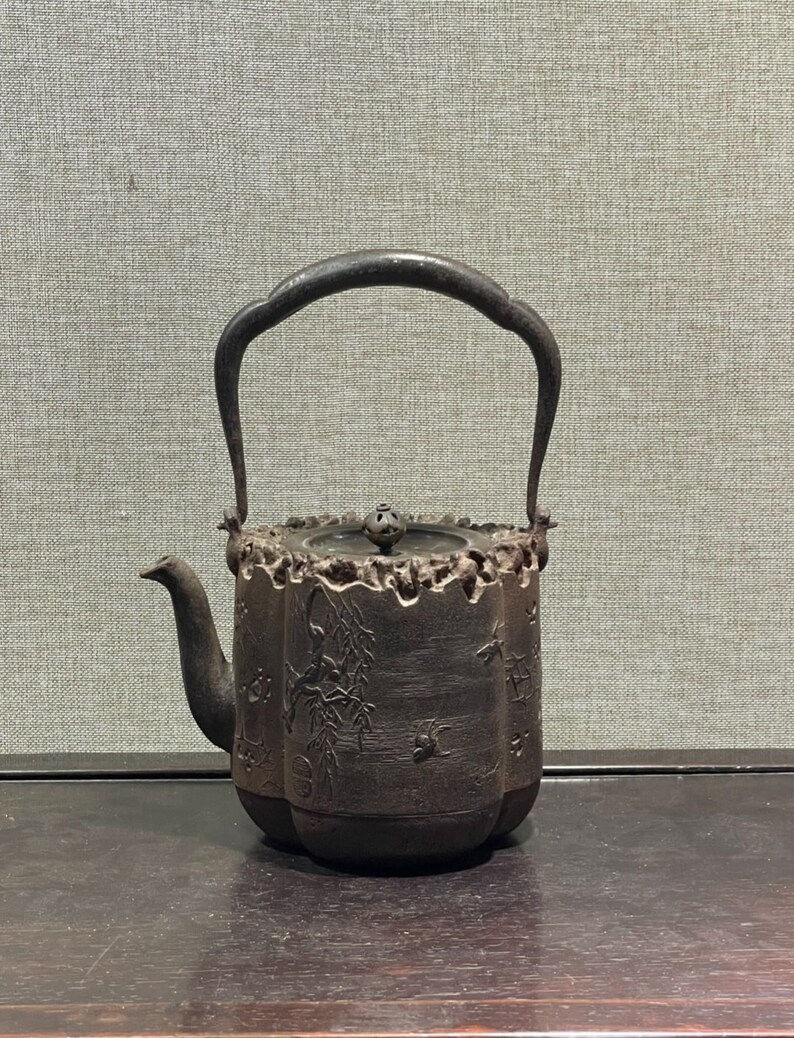 Antique Japanese Iron Kettle Daguo Etsy