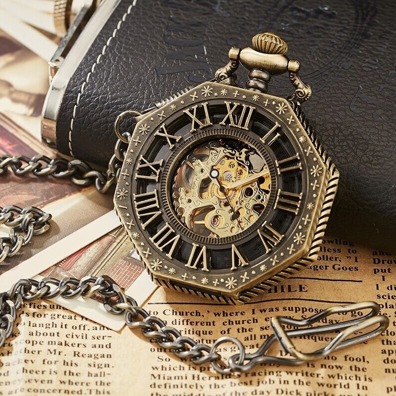 Pocket Watch Chain Box Half Hunter Skeleton Vintage Antique Mechanical Pocket Watches Man Gold Bronze Steampunk Ladies  Automatic Taschenuhr Herren Mechanisch Montre Gousset Homme Montre De Poche Reloj De Bolsillo Zakhorloge Orologio Da Taschino UK