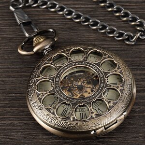 Pocket Watch Chain Box Half Hunter Skeleton Vintage Antique Mechanical Pocket Watches Man Bronze Green Steampunk Ladies Automatic Taschenuhr Herren Mechanisch Montre Gousset Homme Montre De Poche Reloj De Bolsillo Zakhorloge Orologio Da Taschino UK