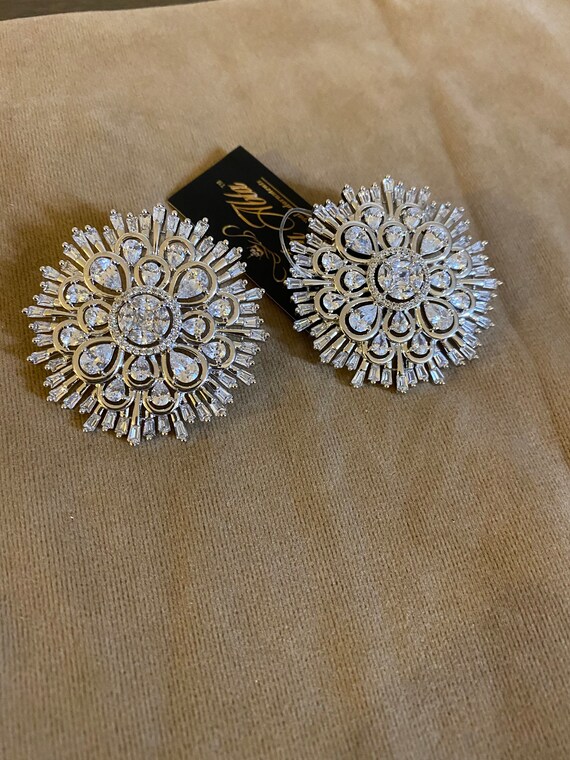 American diamond studs deals
