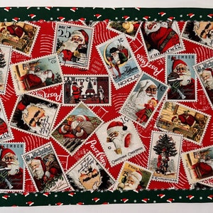 Tovagliette natalizie - Set da 4 - Cartoline per Babbo Natale, con francobolli di San Nicola e tessuto di supporto con cappelli di Babbo Natale