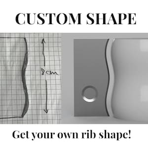 Könnte beinhalten: Bild zeigt ein individuelles Rippenform-Design. Eine handgezeichnete Skizze auf Millimeterpapier befindet sich neben einem 3D-Rendering der Form. Der Text lautet "CUSTOM SHAPE" und "Get your own rib shape!"