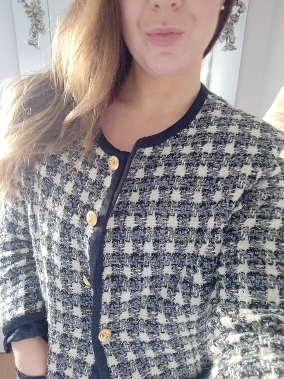 CHANEL INSPIRED vintage blazer
