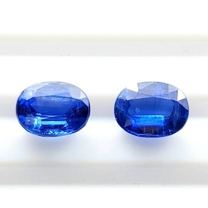 Natural Blue Kyanite Gemstone Pair: Oval Faceted Loose Stones (7x9 MM, 4.90 Carats)