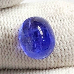Natural Tanzanite Cabochon: Oval Blue Gemstone, 6.50 Carat (11 x 9 MM)
