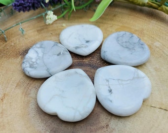 howlite polished