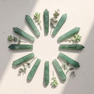 Green Aventurine Point 50mm, Undrilled Polished Gemstone, Green Aventurine Wire Wrapping Crystal. UK Seller.