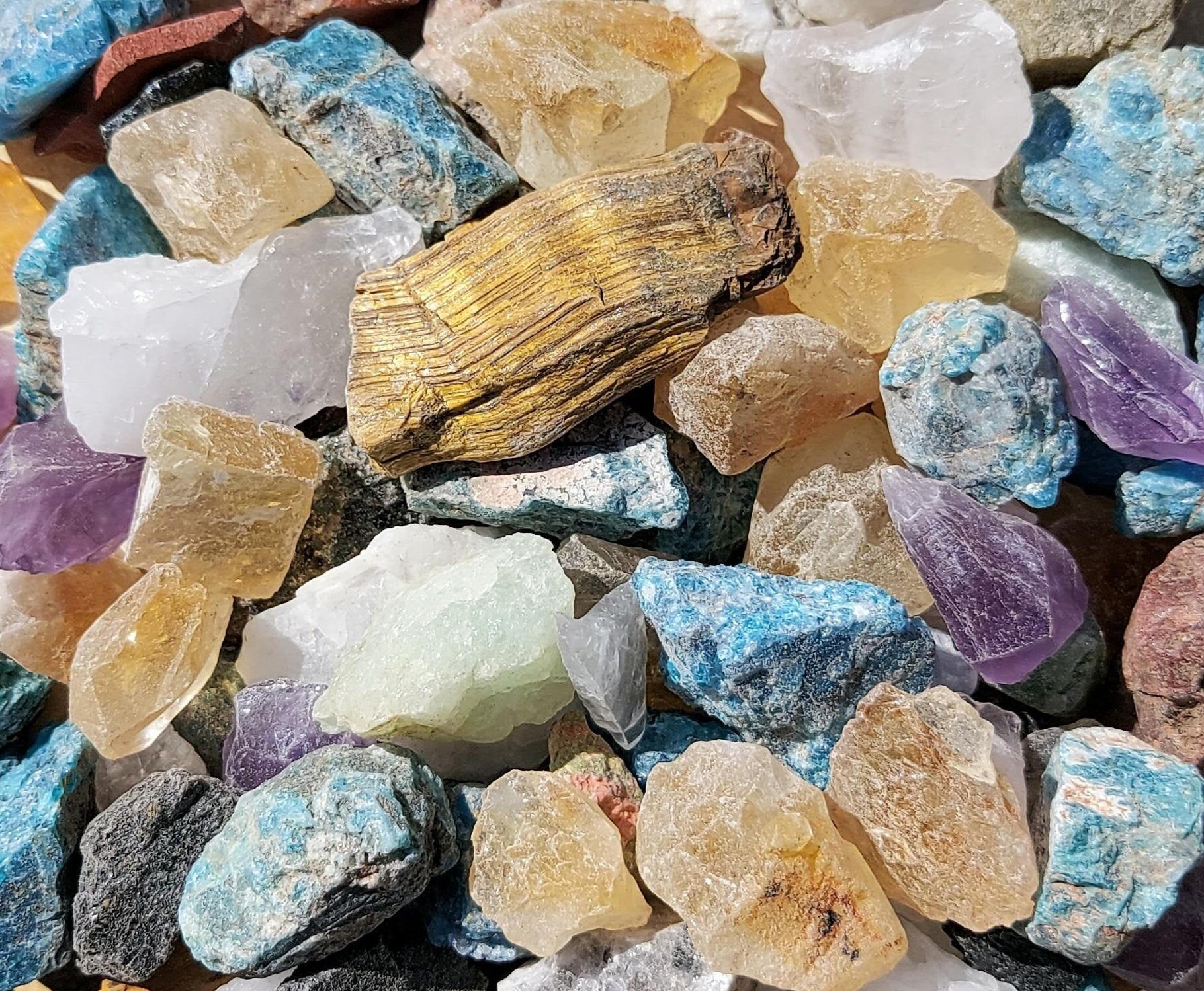 Assorted Mixed Rough Gemstone Chips Stones 100g 6mm-20mm +/- Pieces i…