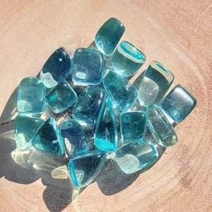 Aqua Blue Obsidian Tumbled Stone 20-30mm. Tumbled Blue Obsidian, UK Seller.