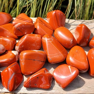 Red Jasper Tumble Stone (20-25mm)