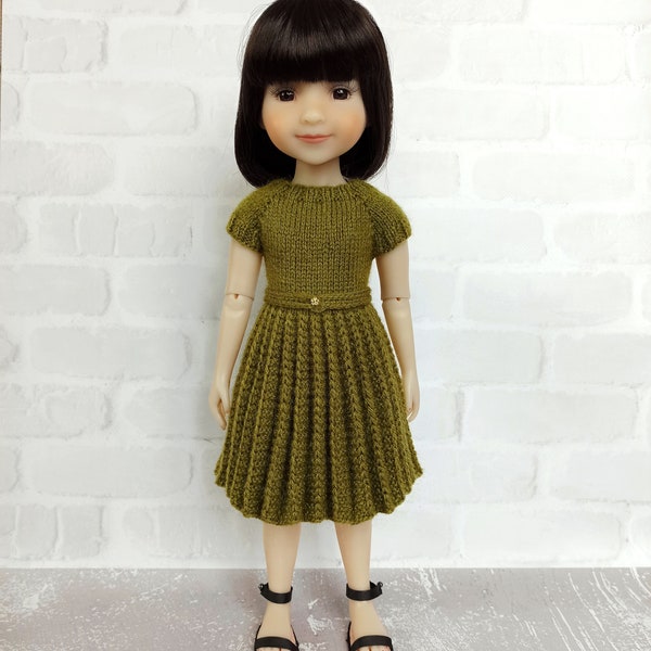 Ruby Red Fashion Friend dress. 14 inch doll knitted outfit. Ruby Red knit clothes. RRFF clothing dress sweater with short sleeves