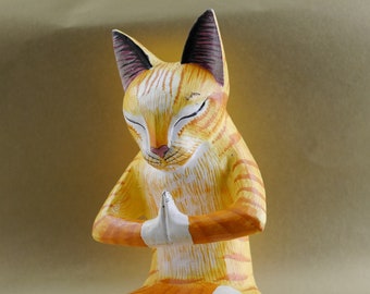 Katze meditation handgeschnitzt und handbemalt Holz Unikat H=20cm