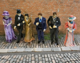 Unpainted Edwardian Pedestrians: Model Railway Figures - N/TT/OO/O Scale