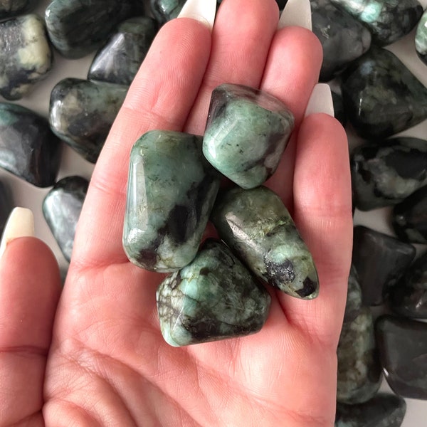 Tumbled Emerald Stone | Heart Healing | Prosperity | Attract Love and Success | Abundance