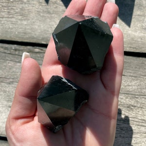 Black Tourmaline Top Polished Point Psychic Protection Negativity Blocker Grounding image 3