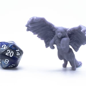 Gato Tressym saltando - Miniatura - Mesa - Coleccionable - Figura - RPG