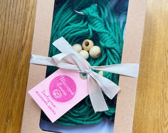 Green plant hanger kit, green macrame, green plant hanger, plant decor, coloured macrame, knotting kit, colourful home decor