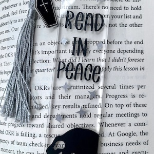 Read in Peace charm bookmark, goth bookmark, skull bookmark, halloween bookmark, gothic bookmark, coffin and skull, teen bookmark, gift