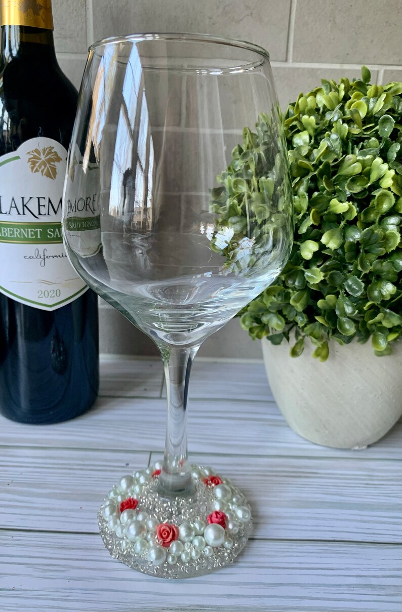 WINE GLASS, Floral Hand Beaded Wine Glass, Wedding, Roses and Pearls