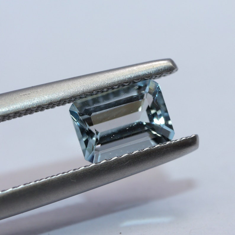 100/% Natural Blue Color Aquamarine 7.1x5 mm Octagon Cut,HIGH QUALITY Aquamarine Faceted Loose Gemstone Good For Making Ring,Pendant.