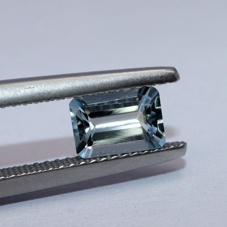 100/% Natural Blue Color Aquamarine 7.1x5 mm Octagon Cut,HIGH QUALITY Aquamarine Faceted Loose Gemstone Good For Making Ring,Pendant.