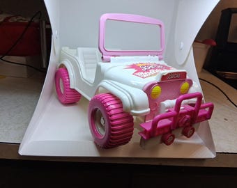 2000 Mattel Barbie Volkswagen VW Coccinelle Rose Bug avec Rose