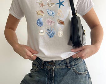 Sea Shell Baby Tee, Y2K Beach Graphic Tshirt, Seashell Collage Aesthetic, Womens Fitted Top, Ocean Lover, Shell Graphic Tee, Coastal Grandma